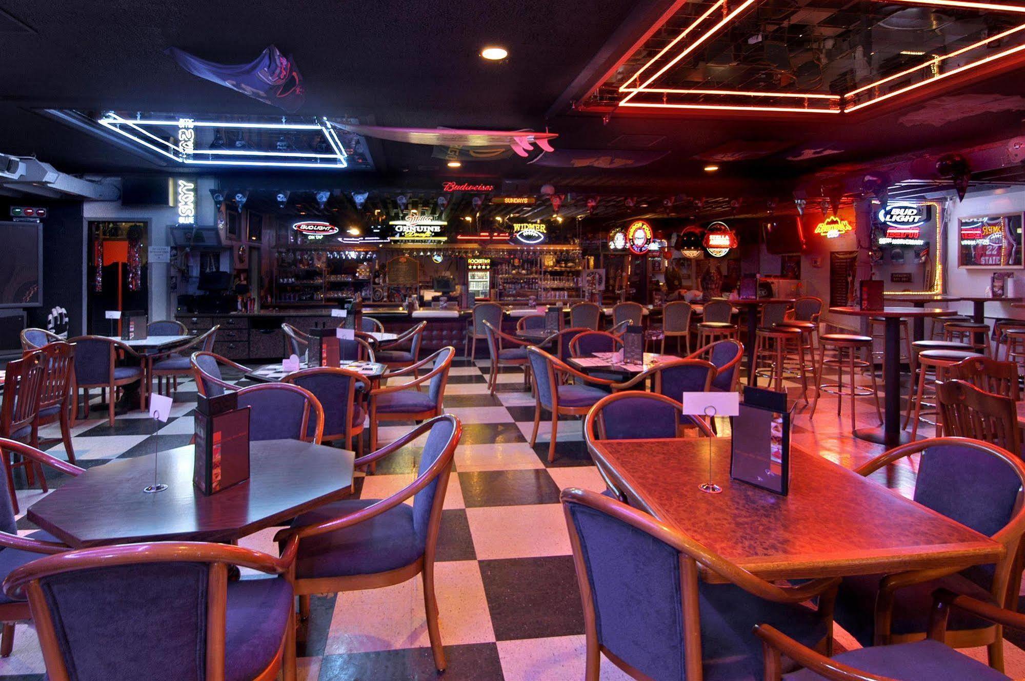 เรด ไลอ้อน โฮเต็ล เคลโซ ลองวิว Motel ร้านอาหาร รูปภาพ